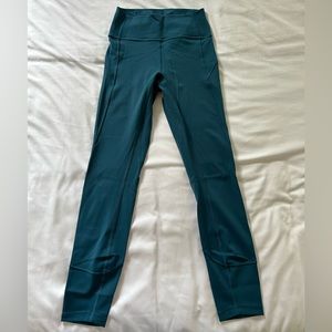 Lululemon in movement leggings